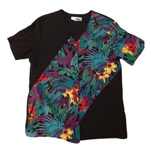 Women’s vintage button up size large